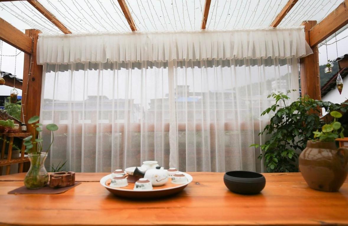 Tea House Hotel Zhangjiajie Exterior photo